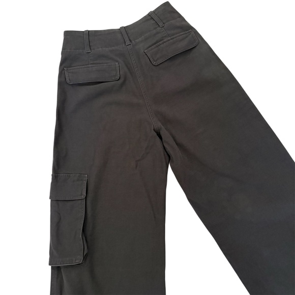 Aritzia Wilfred Free Picture Cargo Dark Grey Pants size 0 - Picture 5 of 8